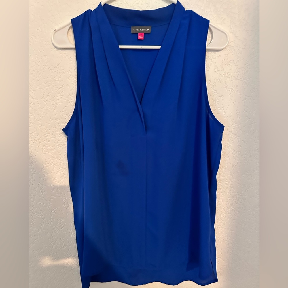 Vince camuto size L see through high low top